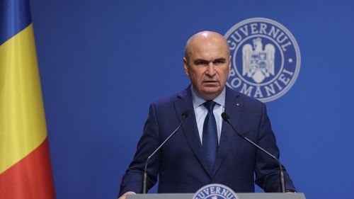 Premierul Bolojan: Pachetul doi nu poate fi adoptat decât prin asumarea răspunderii și sper să fie adoptat până la finalul lunii august / Dacă nu facem asta, ajungem iar într-o fundătură și riscăm să intrăm în incapacitate de plată