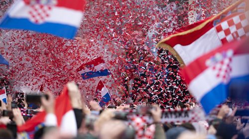 VIDEO Croaţii au sărbătorit medalia de bronz de la Cupa Mondială pe străzile şi pe cerul Zagrebului