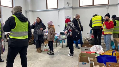 Poveștile refugiaților ucraineni ajunși în România: Bibliotecara din Kilia s-a refugiat a doua oară în 8 ani / Doi pensionari și-au părăsit gospodăria și pleacă la copii în Austria