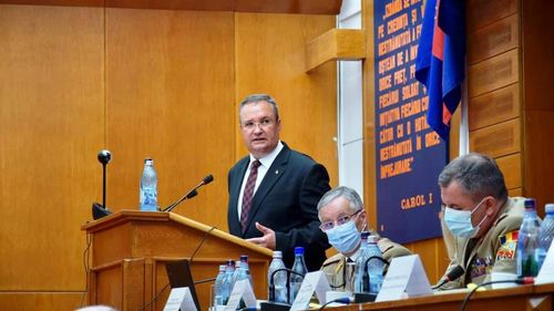 Rectorul universității care verifică teza de doctorat a premierului Nicolae Ciucă, generalul Dorin Pleșcan, este fostul șef de cabinet al acestuia, propus pentru avansarea în grad chiar de Ciucă / A ajuns rector printr-o modificare solicitată indirect de Ministerul Apărării, condus atunci tot de Nicolae Ciucă