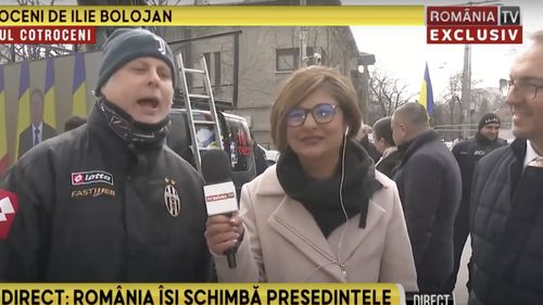 VIDEO Activistul Ceaușescu, în direct către jurnaliștii RomâniaTV: „Sunteți de rahat, ați mâncat numai rahat. Îți place, mă, rahatul?”