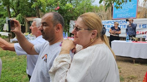 VIDEO Soțul Dianei Șoșoacă a fost exclus din partidul extremist SOS după o săptămână de dispute publice/ Silvestru Șoșoacă își acuză soția de abuzuri, Diana Șoșoacă spune că i-a ”salvat sufletul” de serviciile secrete