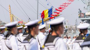 Ziua Marinei Române, sărbătorită în şase oraşe / Premierul merge la Constanţa