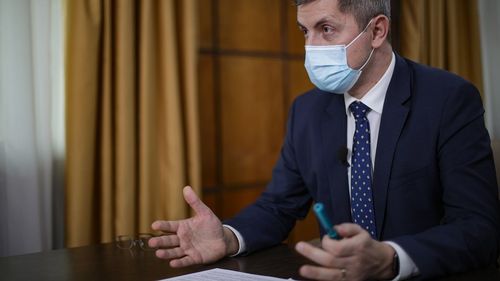 VIDEO INTERVIU Dan Barna: Voi candida la funcția de președinte al noului partid rezultat din fuziune / Congresul ar putea avea loc în august-septembrie/ Dacă Guvernul va performa, voi fi într-o poziție bună în ochii colegilor pentru o candidatură la prezidențiale