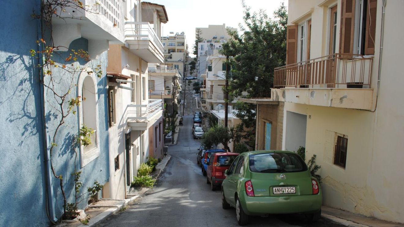 Grecia a digitalizat complet vânzările de autoturisme: o platformă online le permite proprietarilor să tranzacționeze mașini fără nici o interacțiune cu funcționarii statului