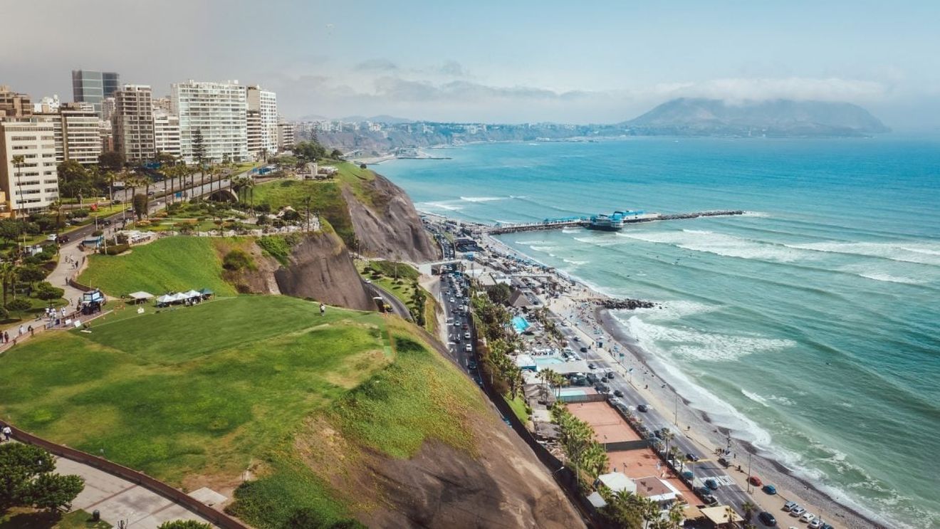 VIDEO Cutremur puternic cu magnitudinea de 7,5 pe scara Richter în Peru. Camerele de supraveghere au surprins mișcarea seismică