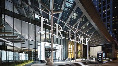 Hotelul Trump Tower din Vancouver a intrat în faliment din cauza pandemiei, cu două luni înainte de alegerile din SUA
