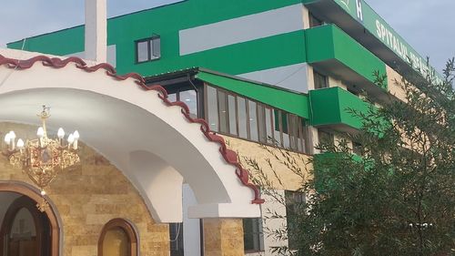 Spitalul ”Sfântul Sava” din Pantelimon, Ilfov, inaugurează propria biserică, în curtea centrului medical (P)