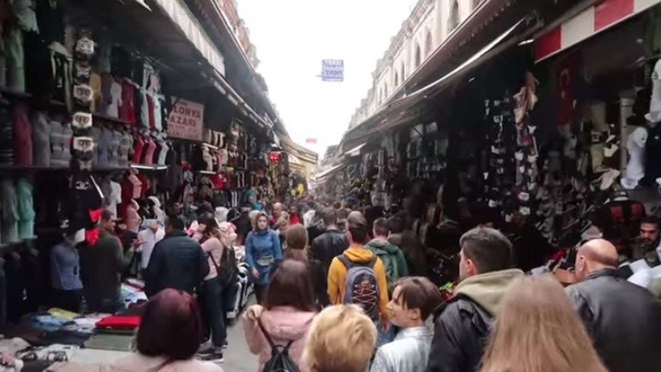 Turcia a expulzat spre Germania cinci presupuși jihadiști