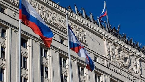 Kremlinul contestă că Rusia ar primi informaţii de la China, numeşte„ciudate” incidentele cu drone din mai multe țări membre NATO şi salută reacţia lui Trump la prelungirea tratatului de dezarmare nucleară START