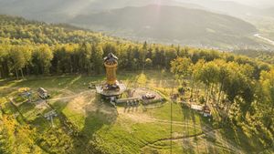 ANALIZĂ Cum au ridicat banii europeni turismul din regiunea de Nord-Est a României. Sute de milioane de euro pentru zeci de proiecte în județele Bacău, Botoșani, Iași, Neamț, Suceava și Vaslui