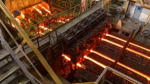 Guvernul britanic ar putea naționaliza oțelăria British Steel / Combinatul este în pragul falimentului