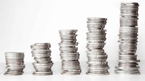 Indicele ROBOR la 3 luni, nou prag maxim. Analiștii vorbesc despre creșterea riscului de intrare în insolvenţă pentru companii