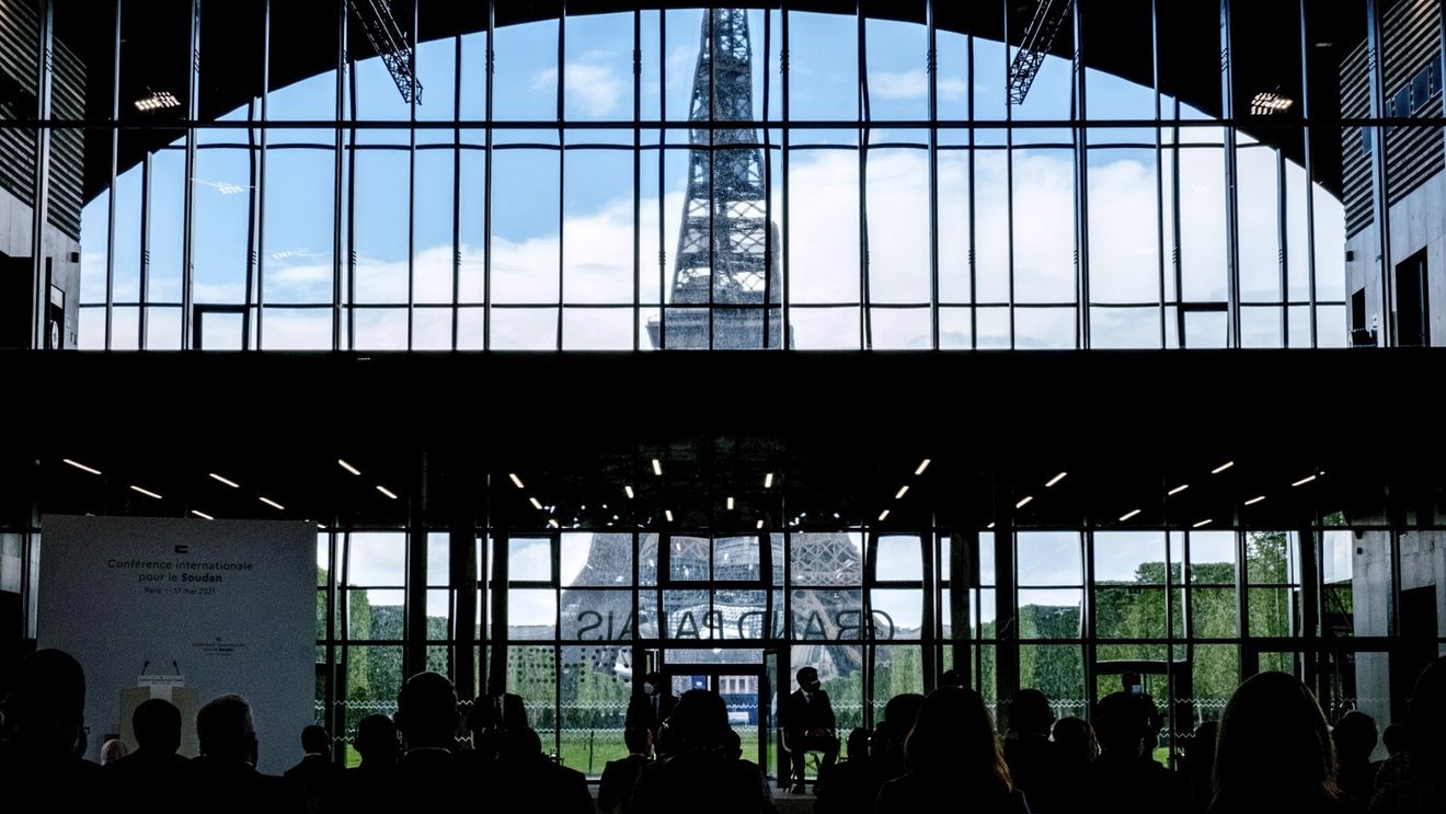 Turnul Eiffel, închis din nou marți, din cauza unei greve