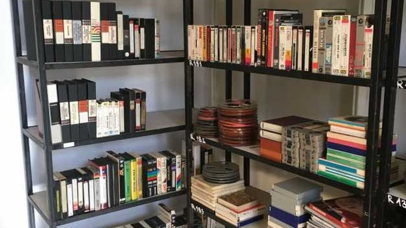 Casete video din colecția lui Nicolae Ceaușescu, descoperite de un angajat al studiourilor Buftea: „Mad Max“, „Atlantic City“, „Ben-Hur“, „Taxi Driver“ dar și filme pentru adulți