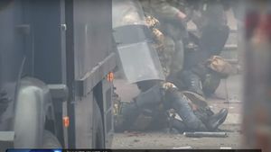Aproximativ 25 de membri ai forțelor NATO de menținere a păcii în Kosovo au fost răniți în confruntările din Zvečan, soldați italieni și maghiari