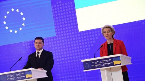 Uniunea Europeană analizează posibile variante pentru furnizarea de gaze naturale către Ucraina, după ce Gazprom a redus livrările