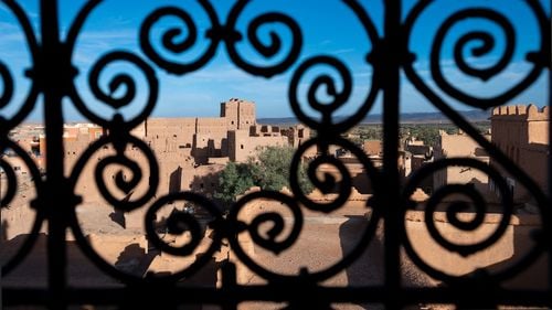 Ședință a Comitetului pentru Situații de Urgență în desfășurare. Autoritățile vorbesc despre repatrierea românilor din Maroc