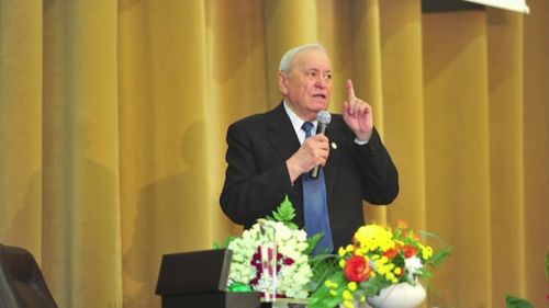 Doi profesori universitari din Iași au lăsat după ce au murit, prin testament, zeci de mii de euro pentru studenți