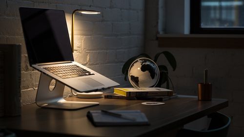 Încă 232 școli și grădinițe au intrat astăzi în scenariul roșu la nivel național – Ministerul Educației