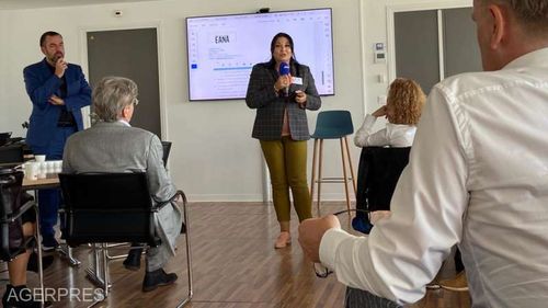 Fabrice Fries (AFP) şi Claudia Nicolae (Agerpres), aleşi preşedinte al EANA, respectiv, membru al board-ului