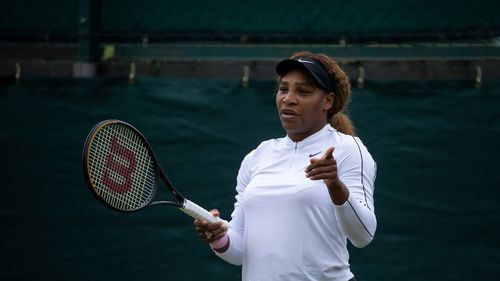 Serena Williams a abandonat în primul tur al turneului de la Wimbledon după o accidentare la coapsa dreaptă