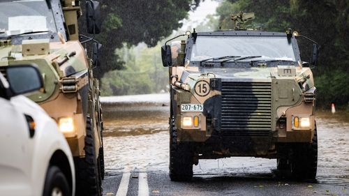 Australia va trimite vehicule blindate Bushmaster în Ucraina