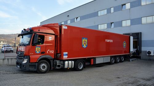 Cluj-Napoca: Scurgeri de oxigen dintr-un recipient de circa 10.000 de litri, la o firmă care încarcă butelii de oxigen/ Accesul, restricţionat de pompieri