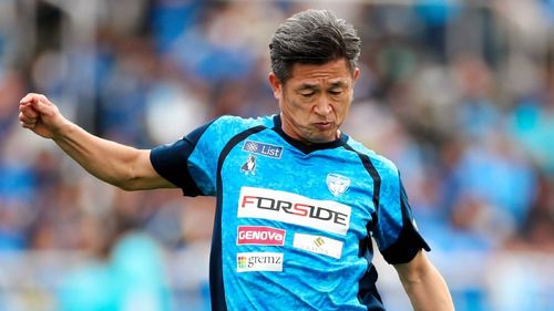 Kazuyoshi Miura (53 ani), cel mai în vârstă jucător titular din campionatul nipon de fotbal