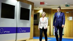 BREAKING Opțiunea premierului Ciolacu pentru Victor Negrescu în poziția de comisar european, sub semnul întrebării din cauza insistenței Ursulei von der Leyen pentru candidați femei