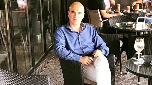 Rareș Bogdan, nemulțumit că a fost deranjat la masă de jandarmi: Nu văd de ce într-un loc unde se află oameni cu familiile, cu copiii, trebuie să vină în uniformă