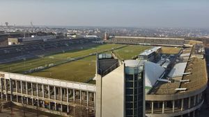 VIDEO Stadionul-fantomă din Praga: Colosul de 250.000 de locuri devenit o ruină istorică