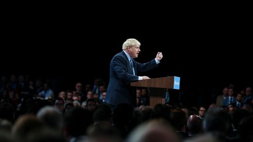 Premierul britanic Boris Johnson, după scandalul privind submarinele nucleare: Dragostea Londrei faţă de Paris „nu poate fi smulsă din rădăcini”