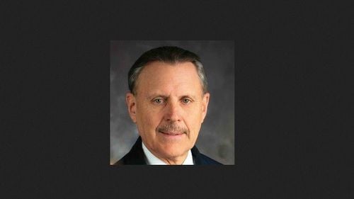 Donald Trump l-a nominalizat ambasador în Emiratele Arabe Unite pe John Rakolta Jr., acţionar la Mefin Sinaia şi apropiat al lui Mircea Geoană