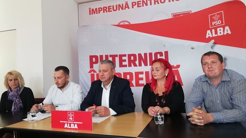 Lovitură pentru partidul lui Ponta, în Alba. PSD a anunțat că a luat 300 de membri de la Pro România, dar coordonatorul județean al formațiunii confirmă doar 20