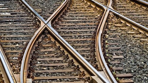 Transbordare auto pe tronsonul de cale ferată Ocna Sibiului - Loamneş, timp de două luni / Sunt afectate trenurile care leagă Clujul de Sibiu