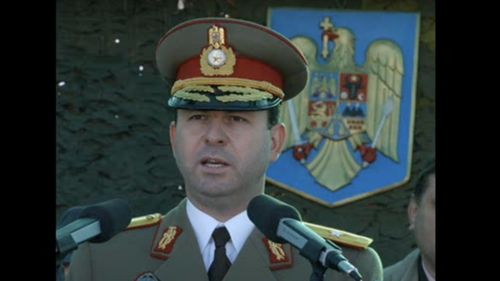 Generalul Cătălin Ștefăniță Zisu, fostul șef al Comandamentul Logistic Întrunit din cadrul MApN, anchetat penal într-un nou dosar penal alături de alte cinci cadre militare / Este suspectat de instigare la abuz în serviciu