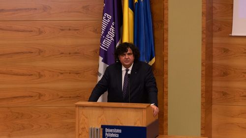 Rectorul Universității Politehnice Timișoara, semnal de alarmă pentru viitorul universitar: ”Sunt situații în care părinții unor studenți și-au pierdut locurile de muncă și nu își mai permit să îi țină în universitate” / ”O bursă socială acoperă doar cazarea la cămin și cel mult o masă pe zi”