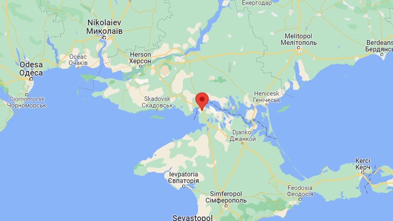 UPDATE Un comandant al forțelor aeriene ucrainene afirmă că Ucraina a lovit o unitate militară din Crimeea, Rusia susține că a dejucat atacul / Circulaţia pe podul Kerci a fost întreruptă