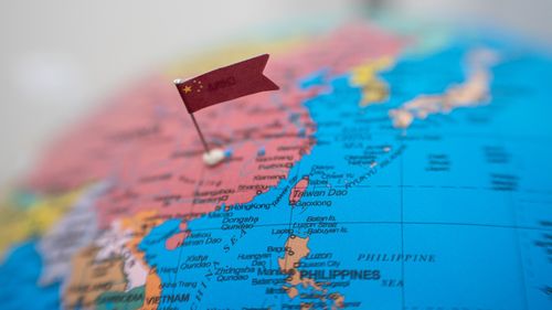 China continuă construcţiile pe 11.000 de insule în zone revendicate şi de alte ţări