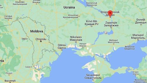 Evacuarea din Dnipro: Șase ore de așteptare în gară, în frig și zăpadă / Războiul se apropie și oamenii vor să iasă din oraș cât mai pot
