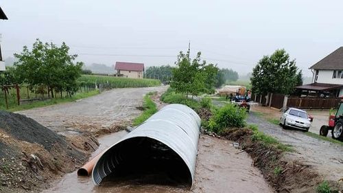 Cod portocaliu de inundaţii pe râuri din judeţele Prahova, Buzău şi Vrancea/ Cod galben pe râuri din alte zece judeţe
