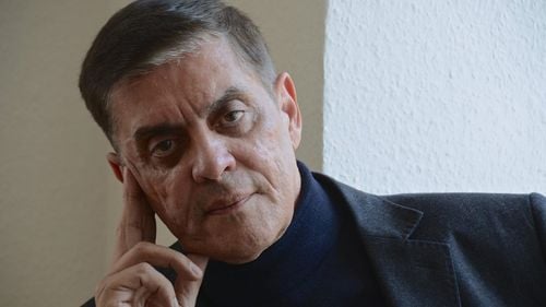 Un activist german pentru drepturilor romilor restituie o decorație acordată de Ungaria din cauza legii privind comunitatea LGBT 