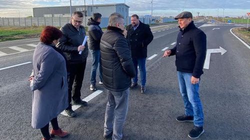 Prima centură a oraşului Curtici a fost finalizată înainte de termen / Drumul are 7,2 km și a costat 4 milioane de euro