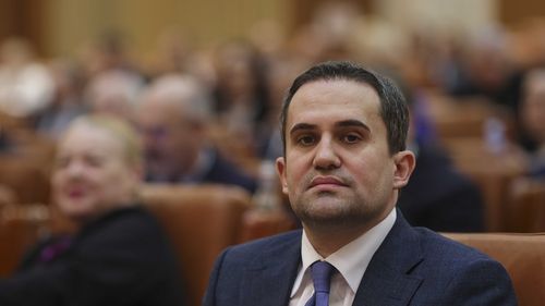 Ministrul Transporturilor: Nu pot să nu îmi arăt nemulţumirea faţă de blocarea proiectelor din Anghel Saligny / Să nu uităm: noi, PSD, avem cel mai mare număr pe parlamentari din coaliţie şi poziţia noastră trebuie să conteze