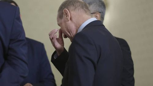 Adio, PMP! ”Căpitanul” Băsescu părăsește ”barca găurită”. Eugen Tomac, noul președinte al unui partid aflat în disoluție