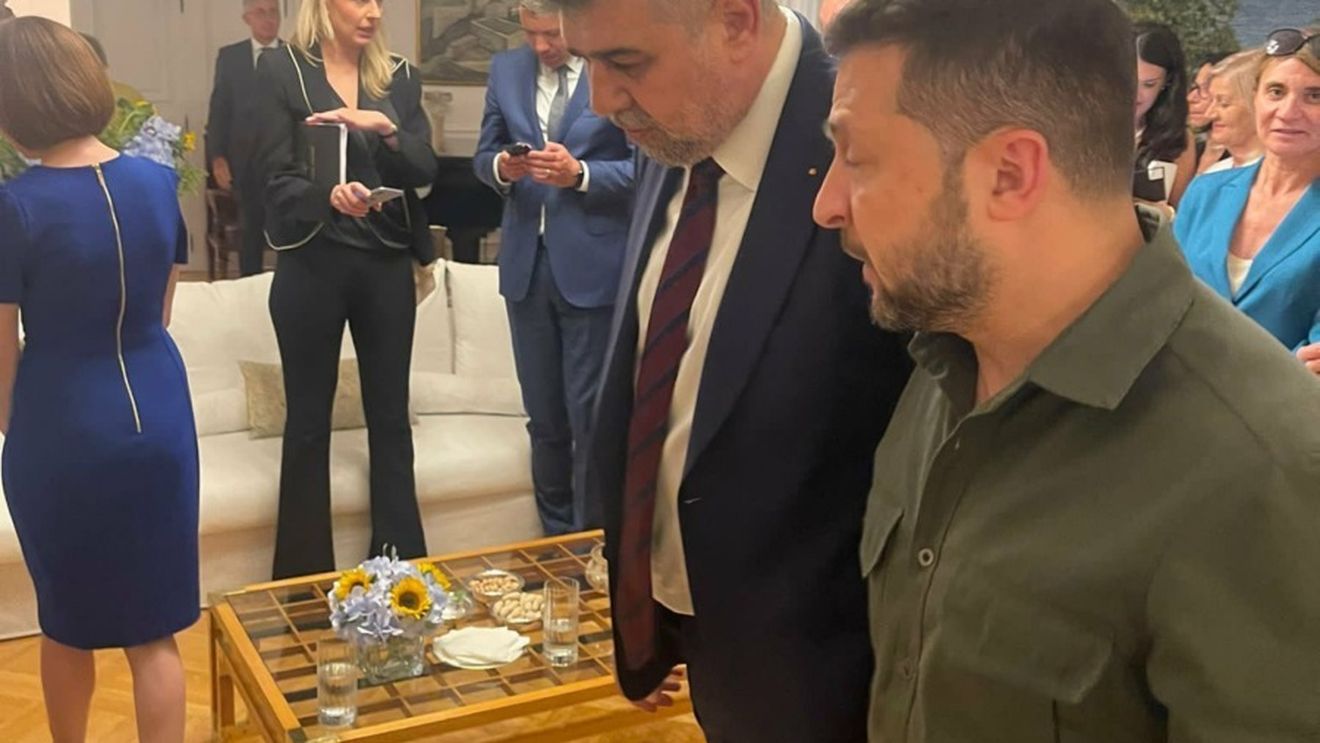 Ciolacu s-a întâlnit în Grecia cu Zelenski: Susținem începerea negocierilor de aderare a Ucrainei la UE în acest an