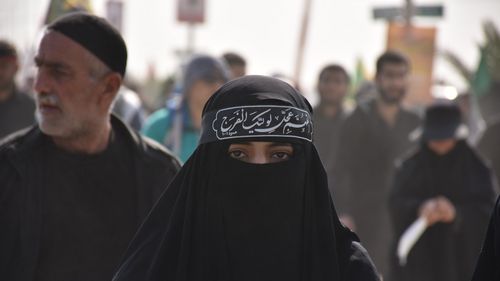 Talibanii permit bărbaților să-și bată soțiile – atâta timp cât nu le rup oasele