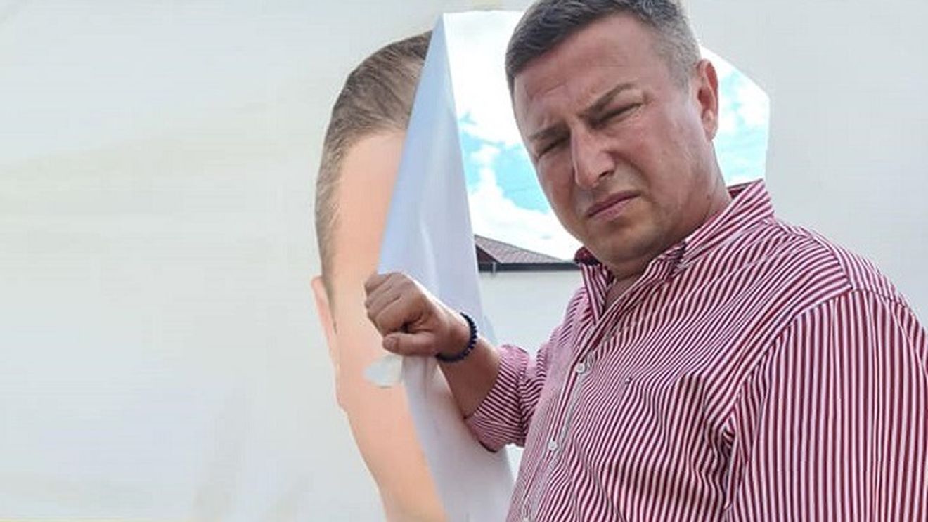 Fosta soție a primarului care și-a umilit fiica susține că fata nu a fost afectată de „acest incident de familie” și acuză o acțiune de denigrare în campania electorală