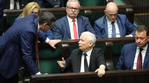 Jaroslaw Kaczynski, liderul partidului aflat la putere în Polonia, șantaj la UE: Ameninţă cu respingerea planului de redresare economică dacă blocul comunitar nu renunță la sancțiunile împotriva Varșoviei
